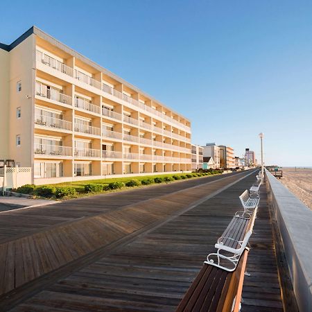 Howard Johnson By Wyndham Ocean City Oceanfront Экстерьер фото